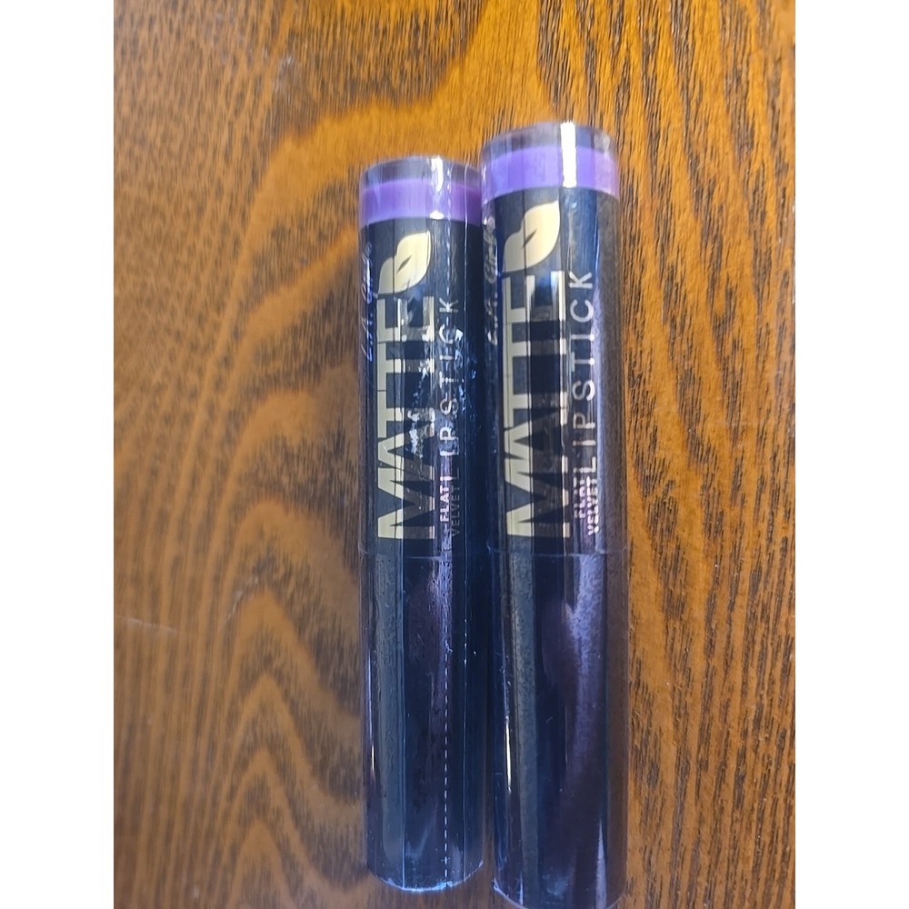 X2 L.A. Girl Matte Flat Velvet‎ Lipstick, Love Triangle GLC820